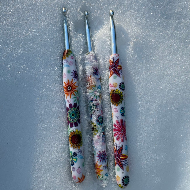 Fluffmade · Floral Ergonomic Crochet Hook