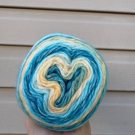 Frosty Sky – Studio Gradient Yarn · Winter Quartz Collection