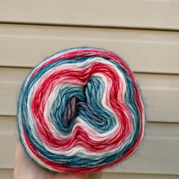Iceflower Veil – Studio Gradient Yarn · Winter Quartz Collection