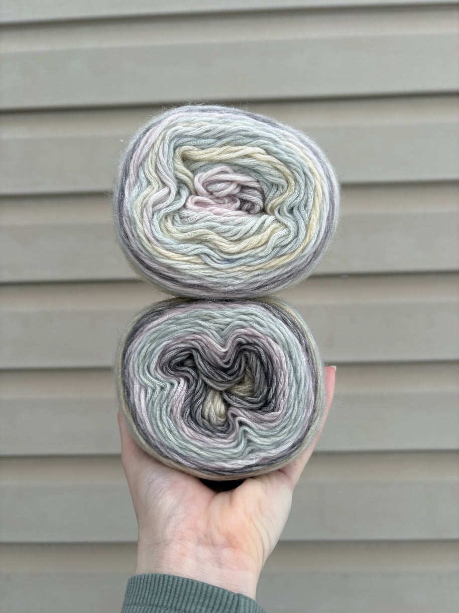 Meadow Fog – Studio Gradient Yarn · Winter Quartz Collection