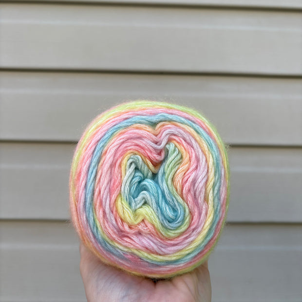 Snowberry Swirl – Studio Gradient Yarn · Winter Quartz Collection