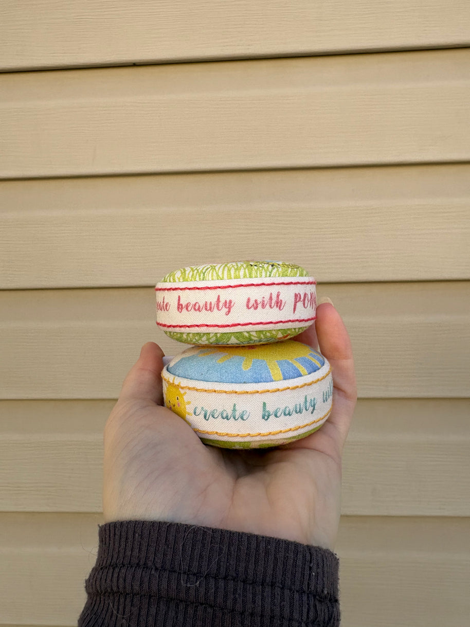 Pony · Tape Measure