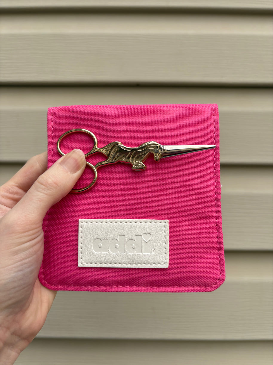 Addi · Unicase with Accessories