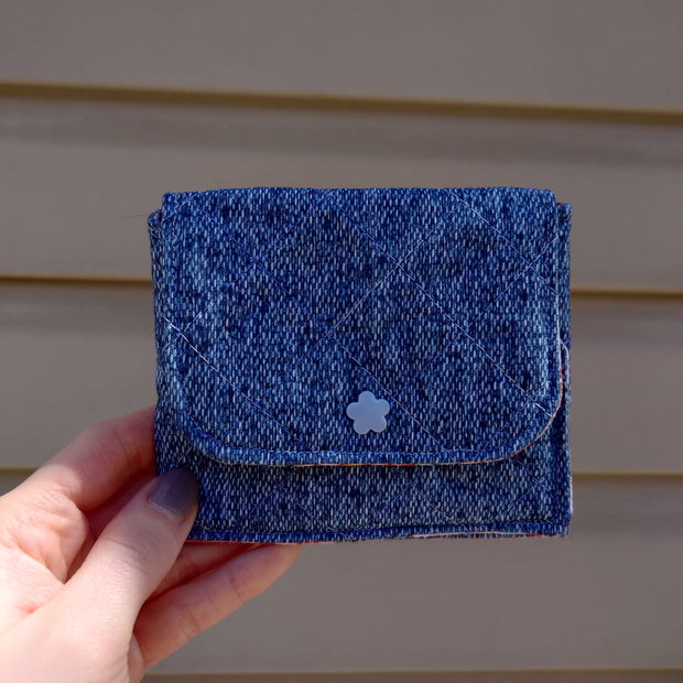 Book shelf fold-over