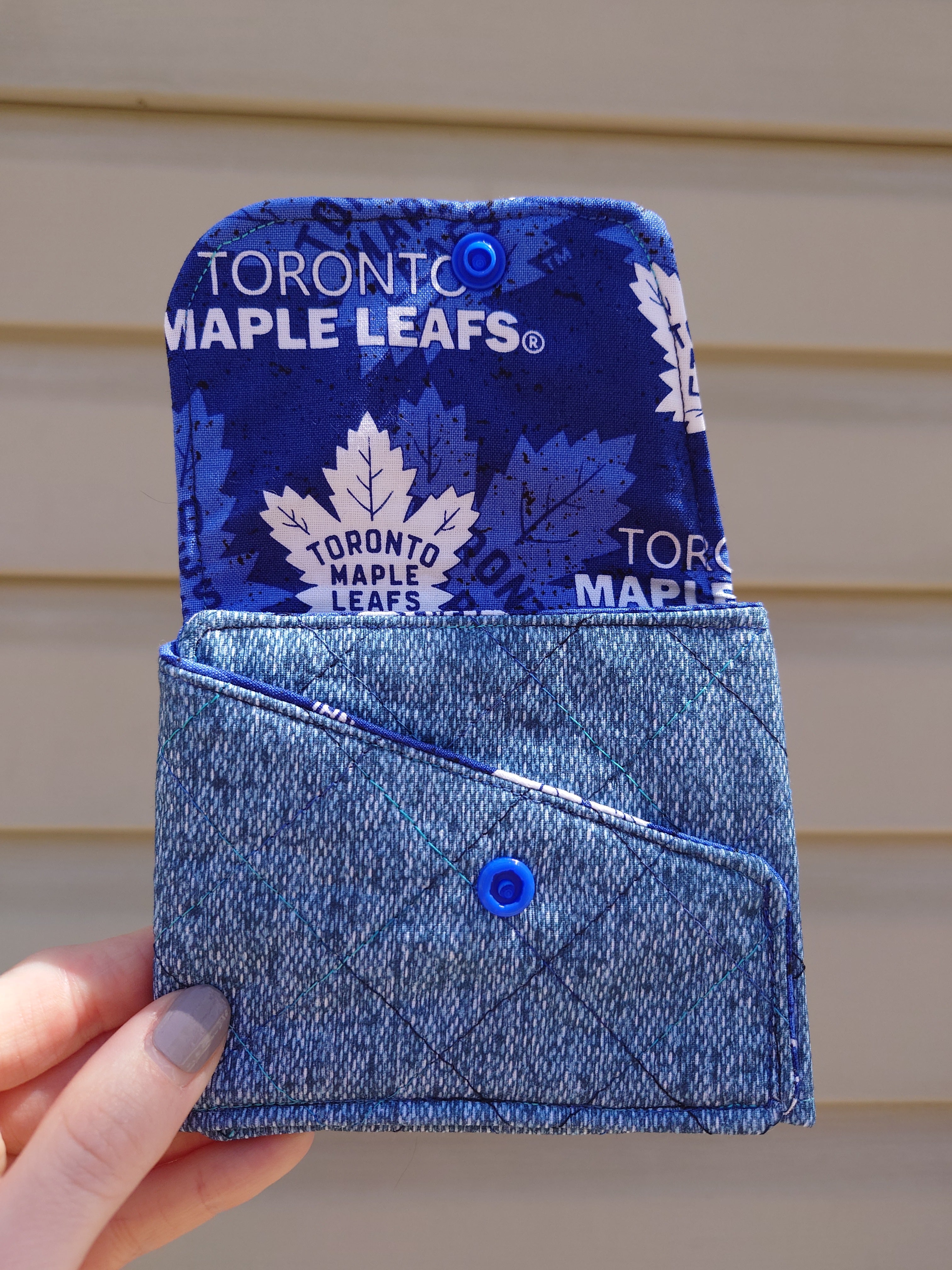 Maple Leafs fold-over